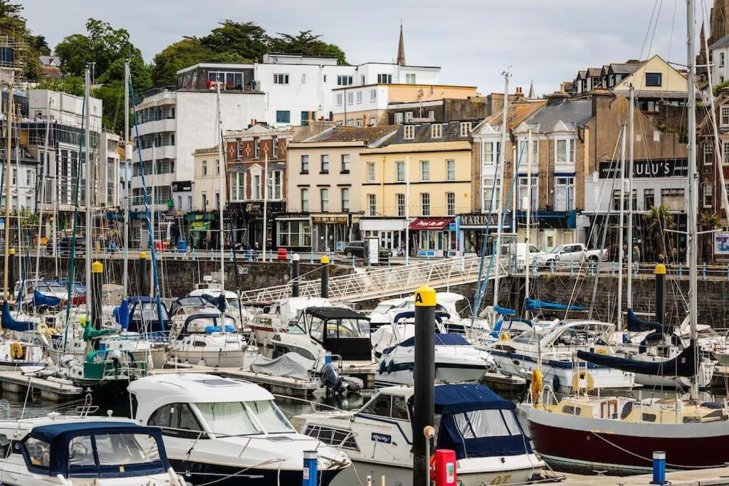 Blue Skies Apartment - Harbour Views Torquay Luaran gambar